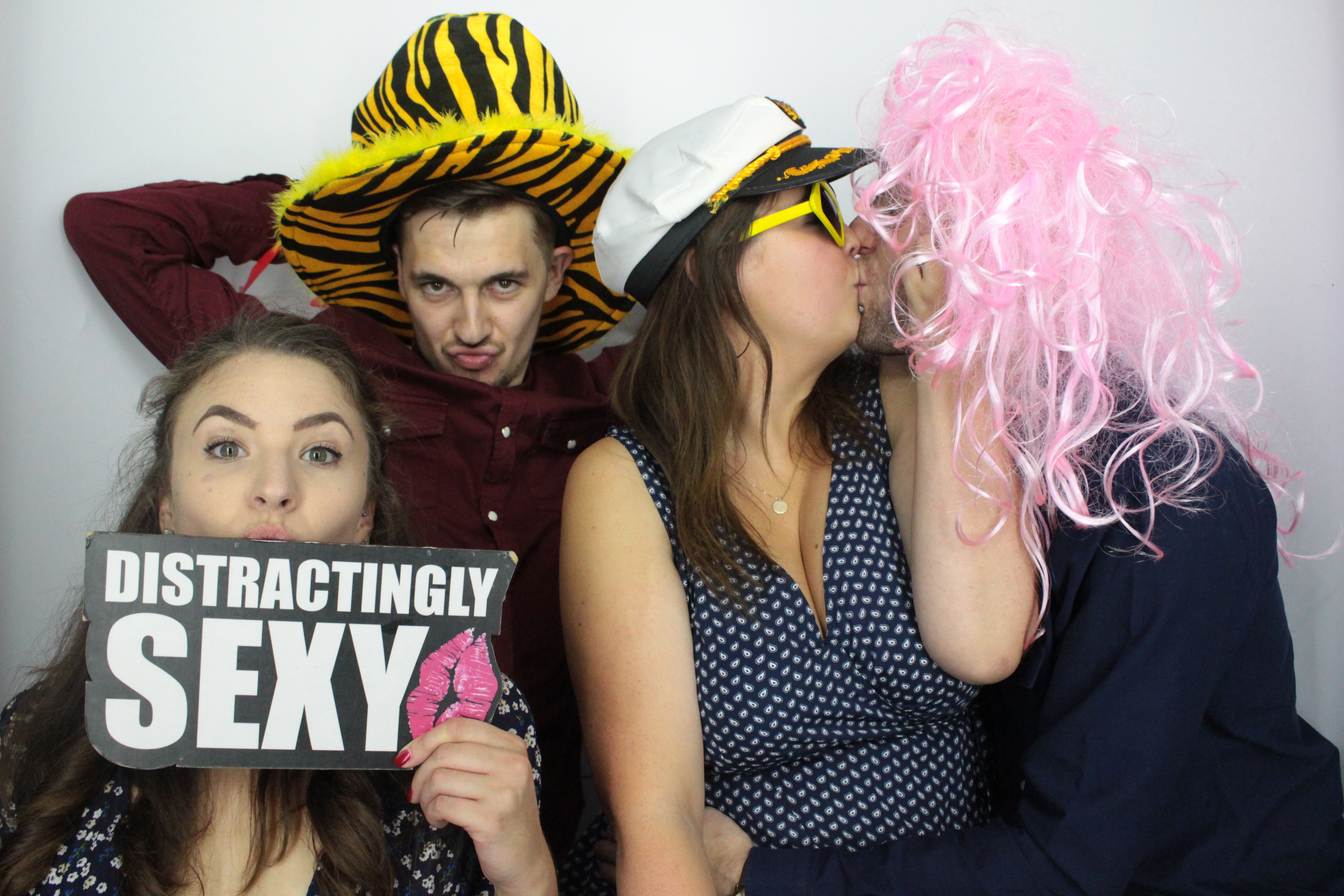 Martin & Colleen’s Joint 50th | View more photos from the event at gallery.myphotoboothexperience.co.uk/u/MyPhotoBoothExperienceLtd/Martin-Colleen’s-Joint-50th